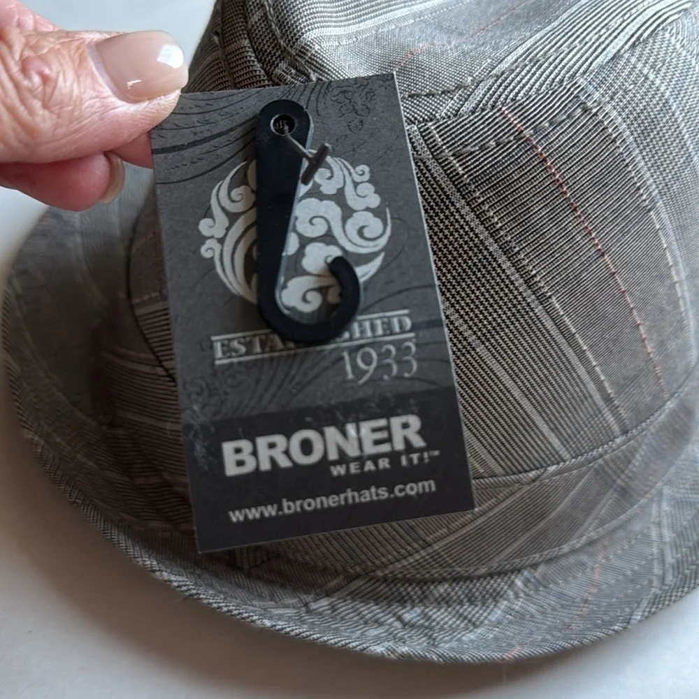 NWT Men’s BRONER Wool Fedora Plaid hat